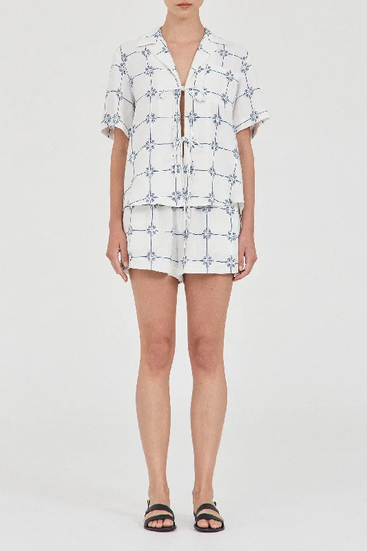 Great Deals, Just for You!The Linen Seashell Shorts