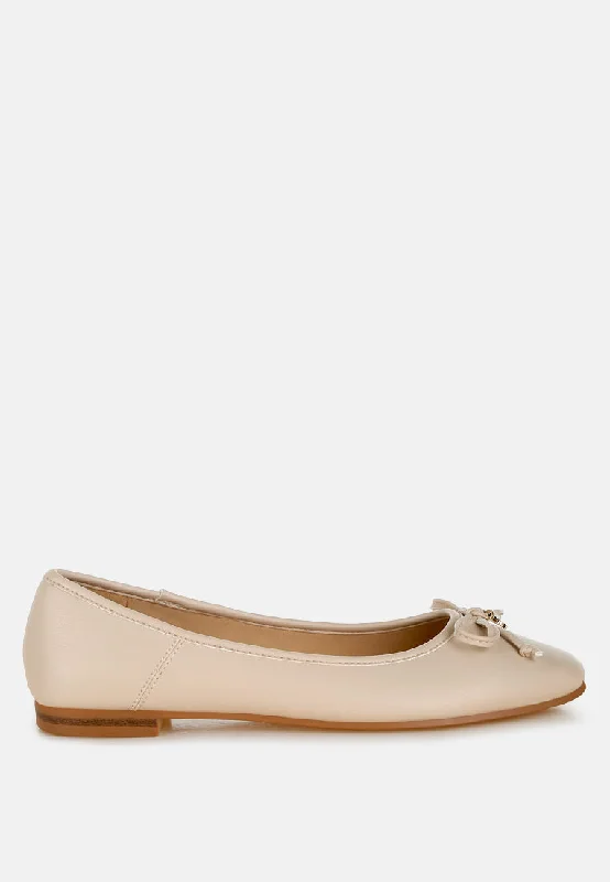 Enchanted Faux Leather Casual Ballerinas