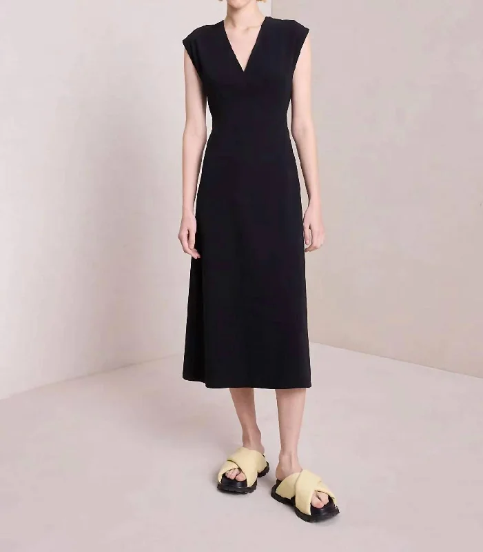 Bigger Savings, Better Shopping!Amelie Cotton Midi Dress In Black