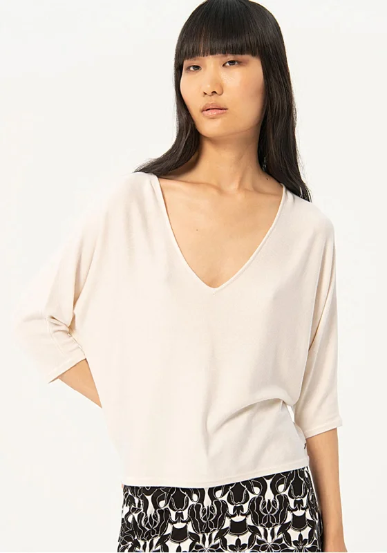 Your Best Deals Are Here!Surkana Japanese Sleeve Knitted Sweater, White
