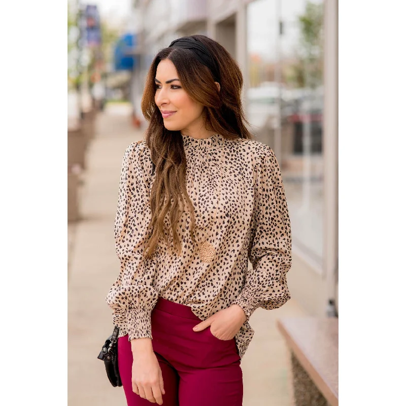 Unmissable Offers Await!Cinched Neck Cuff Cheetah Blouse