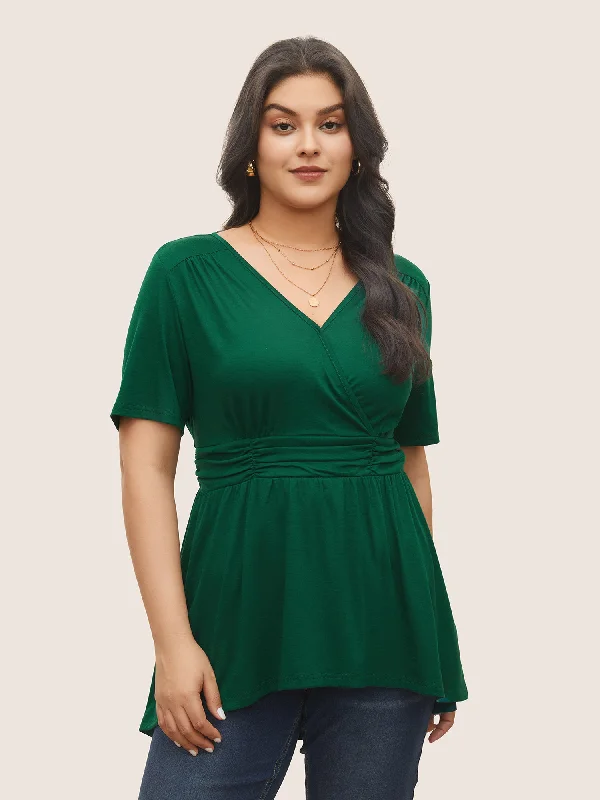 Get It Before It’s Gone!Solid Ruched Wrap Arc Hem Knit Top