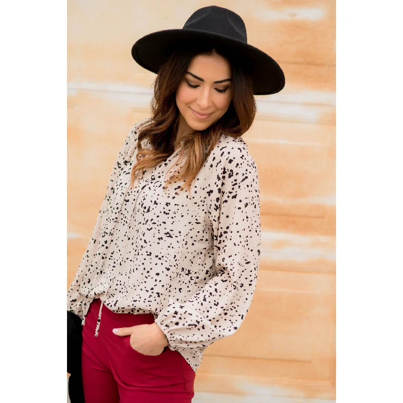Time to Save Big!Spotted Tie V-Neck Blouse